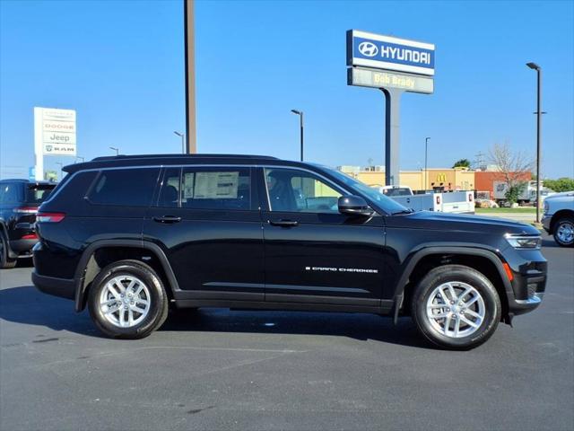2025 Jeep Grand Cherokee GRAND CHEROKEE L LAREDO X 4X4
