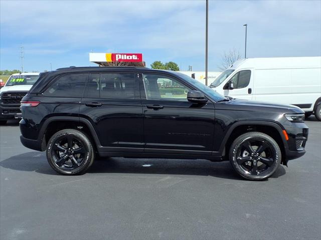2025 Jeep Grand Cherokee GRAND CHEROKEE ALTITUDE X 4X4