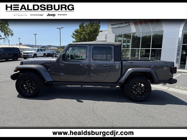2025 Jeep Gladiator GLADIATOR NIGHTHAWK 4X4 2025 Jeep Gladiator GLADIATOR NIGHTHAWK 4X4