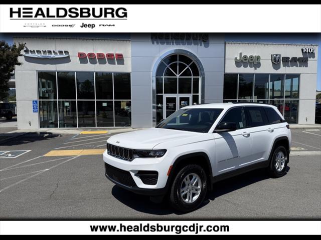 2025 Jeep Grand Cherokee GRAND CHEROKEE LAREDO 4X2 2025 Jeep Grand Cherokee GRAND CHEROKEE LAREDO 4X2