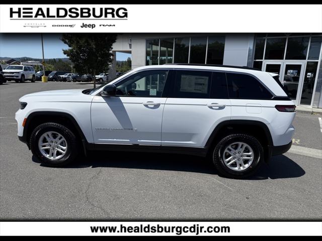 2025 Jeep Grand Cherokee GRAND CHEROKEE LAREDO 4X2 2025 Jeep Grand Cherokee GRAND CHEROKEE LAREDO 4X2