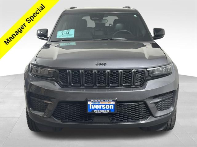 2023 Jeep Grand Cherokee Altitude 4x4 2023 Jeep Grand Cherokee Altitude 4x4