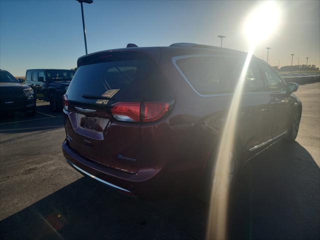 2017 Chrysler Pacifica Hybrid Platinum 2017 Chrysler Pacifica Hybrid Platinum