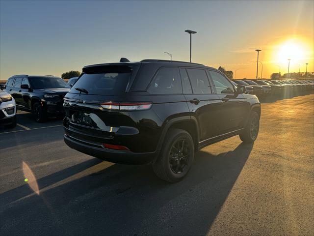 2025 Jeep Grand Cherokee Altitude X 4x4
