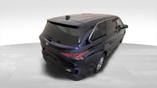 2021 Toyota Sienna XLE 2021 Toyota Sienna XLE