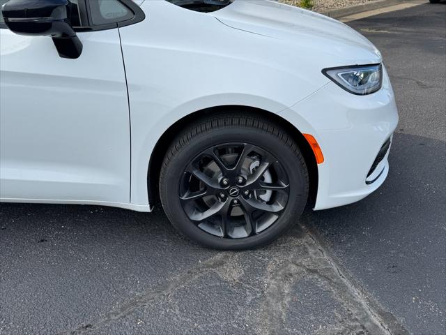 2026 Chrysler Pacifica PACIFICA LIMITED AWD 2026 Chrysler Pacifica PACIFICA LIMITED AWD