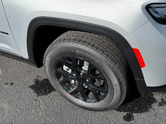 2025 Jeep Grand Cherokee GRAND CHEROKEE L ALTITUDE X 4X4 2025 Jeep Grand Cherokee GRAND CHEROKEE L ALTITUDE X 4X4