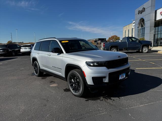 2025 Jeep Grand Cherokee GRAND CHEROKEE L ALTITUDE X 4X4 2025 Jeep Grand Cherokee GRAND CHEROKEE L ALTITUDE X 4X4
