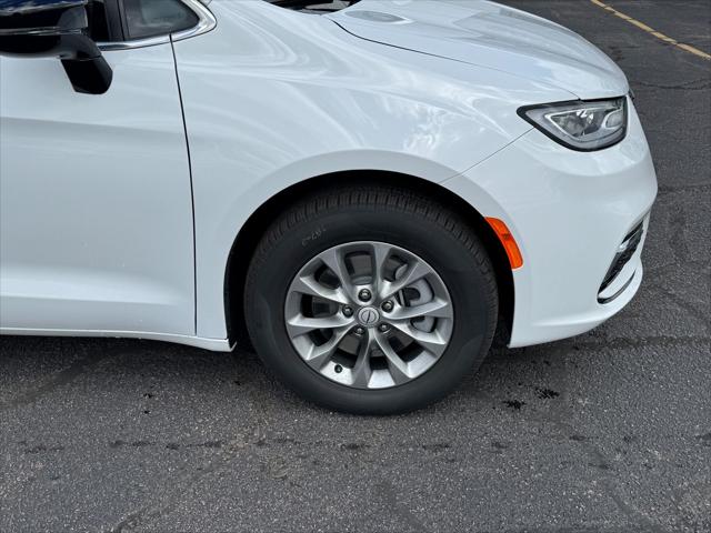 2026 Chrysler Pacifica PACIFICA SELECT AWD 2026 Chrysler Pacifica PACIFICA SELECT AWD