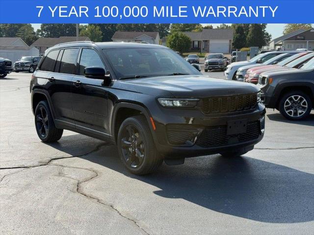 2022 Jeep Grand Cherokee Altitude 4x4 2022 Jeep Grand Cherokee Altitude 4x4