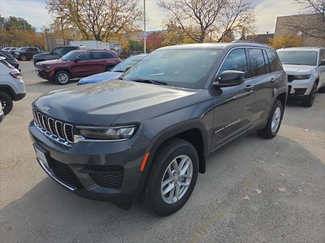 2025 Jeep Grand Cherokee GRAND CHEROKEE LAREDO X 4X4 2025 Jeep Grand Cherokee GRAND CHEROKEE LAREDO X 4X4