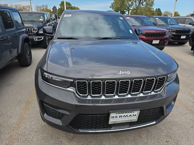 2025 Jeep Grand Cherokee GRAND CHEROKEE LAREDO X 4X4 2025 Jeep Grand Cherokee GRAND CHEROKEE LAREDO X 4X4