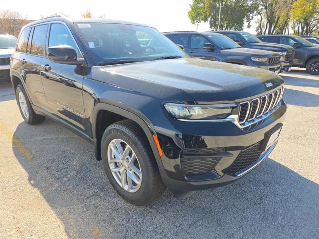 2025 Jeep Grand Cherokee GRAND CHEROKEE LAREDO X 4X4 2025 Jeep Grand Cherokee GRAND CHEROKEE LAREDO X 4X4