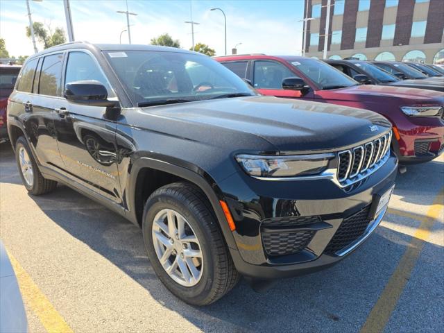 2025 Jeep Grand Cherokee GRAND CHEROKEE LAREDO X 4X4 2025 Jeep Grand Cherokee GRAND CHEROKEE LAREDO X 4X4