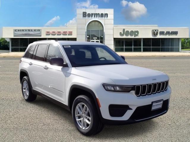 2025 Jeep Grand Cherokee GRAND CHEROKEE LAREDO X 4X4