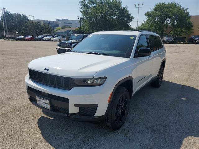 2025 Jeep Grand Cherokee GRAND CHEROKEE L ALTITUDE X 4X4