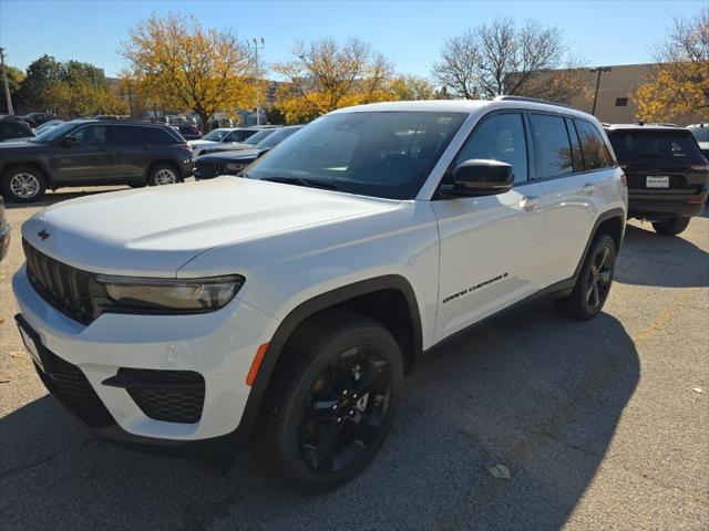2025 Jeep Grand Cherokee GRAND CHEROKEE ALTITUDE X 4X4