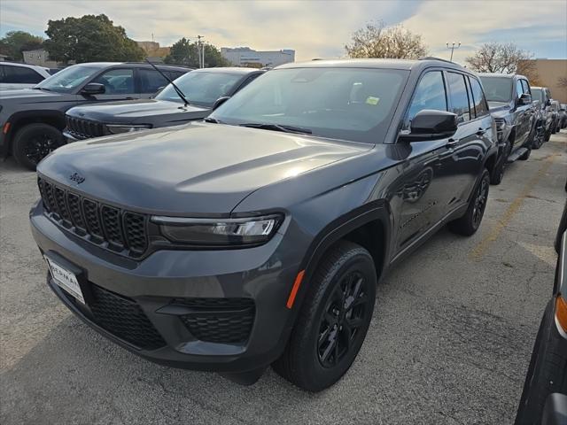 2025 Jeep Grand Cherokee GRAND CHEROKEE ALTITUDE X 4X4
