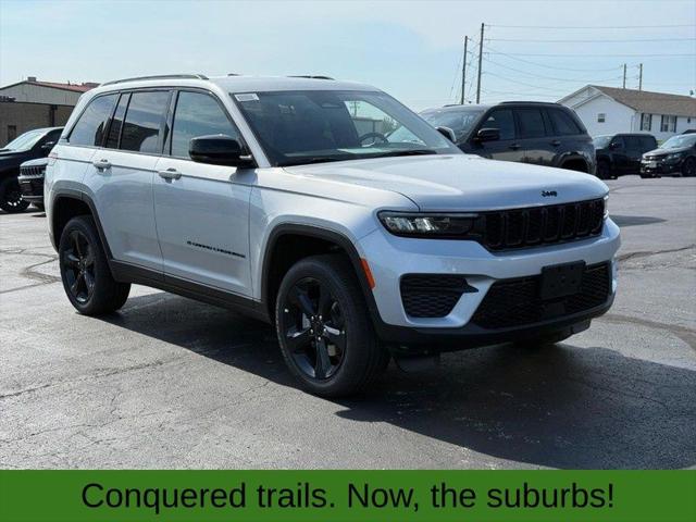 2025 Jeep Grand Cherokee GRAND CHEROKEE ALTITUDE 4X4