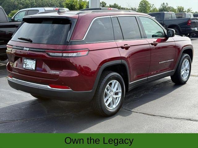 2025 Jeep Grand Cherokee GRAND CHEROKEE LAREDO X 4X4