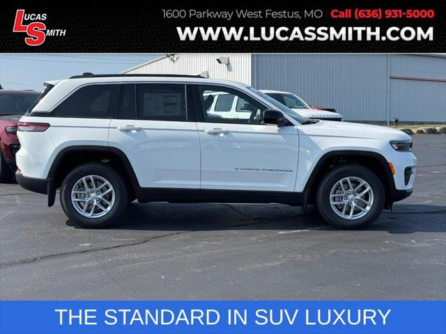 2025 Jeep Grand Cherokee GRAND CHEROKEE LAREDO X 4X4