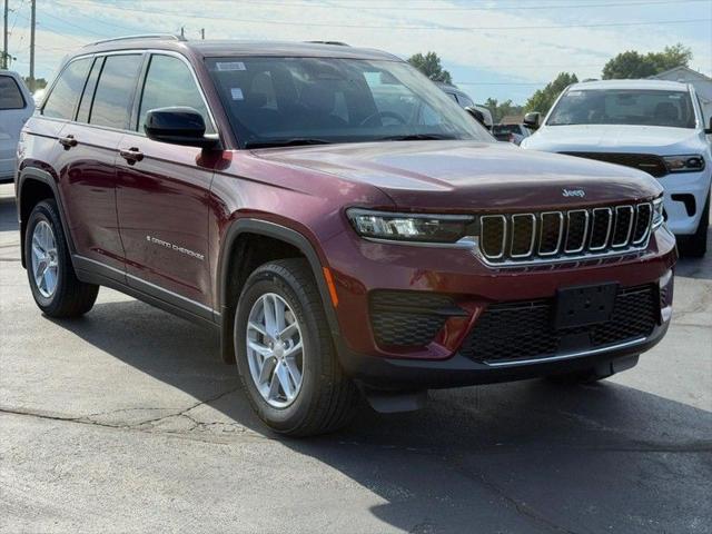 2025 Jeep Grand Cherokee GRAND CHEROKEE LAREDO X 4X4