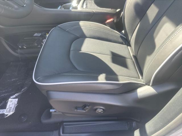 2026 Chrysler Pacifica PACIFICA LIMITED AWD