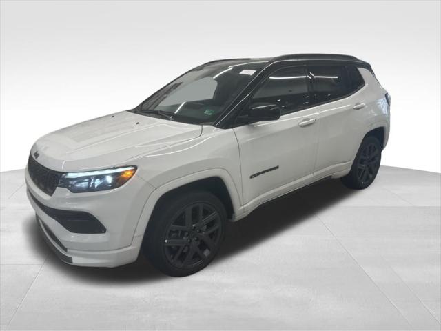 2025 Jeep Compass COMPASS LIMITED 4X4