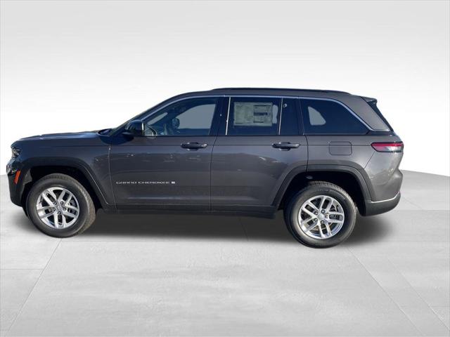 2025 Jeep Grand Cherokee GRAND CHEROKEE LAREDO X 4X4 2025 Jeep Grand Cherokee GRAND CHEROKEE LAREDO X 4X4
