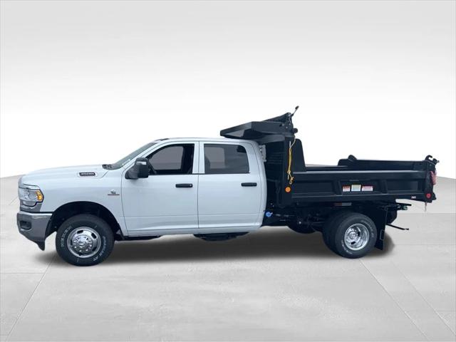 2024 RAM Ram 3500 Chassis Cab RAM 3500 TRADESMAN CREW CAB CHASSIS 4X4 60 CA