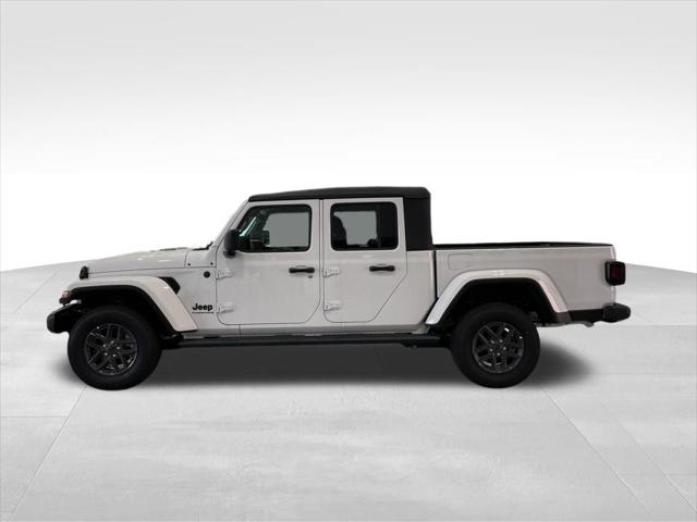 2025 Jeep Gladiator GLADIATOR SPORT S 4X4