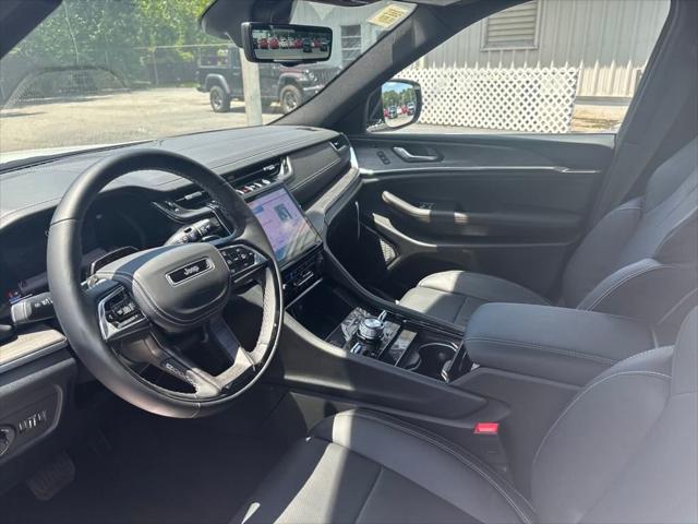 2025 Jeep Grand Cherokee GRAND CHEROKEE OVERLAND 4X4