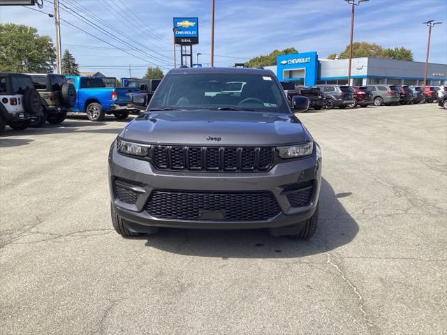 2025 Jeep Grand Cherokee GRAND CHEROKEE ALTITUDE 4X4