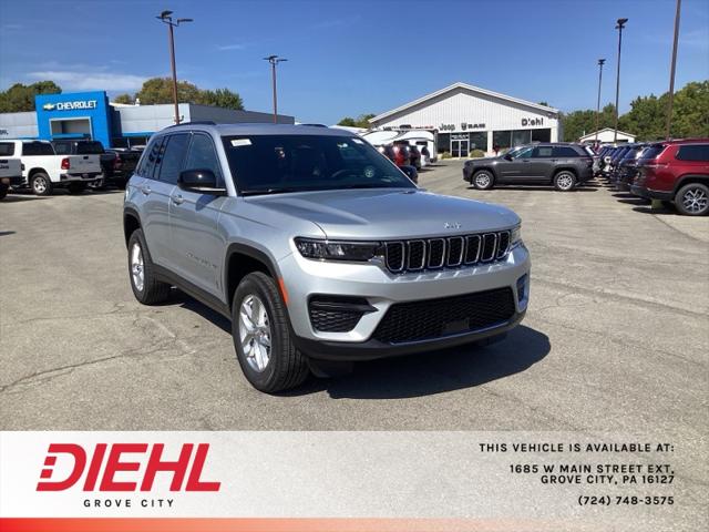 2025 Jeep Grand Cherokee GRAND CHEROKEE LAREDO X 4X4 2025 Jeep Grand Cherokee GRAND CHEROKEE LAREDO X 4X4