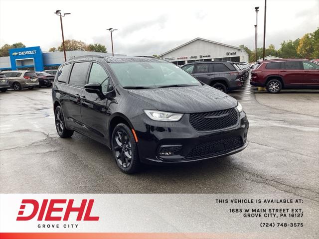 2026 Chrysler Pacifica PACIFICA LIMITED AWD