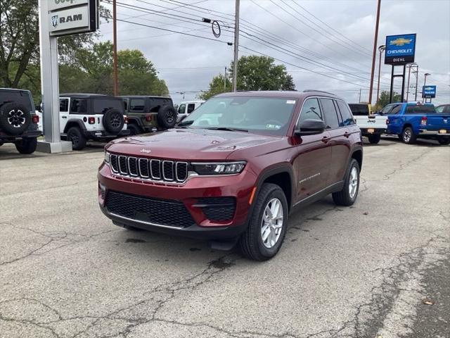 2025 Jeep Grand Cherokee GRAND CHEROKEE LAREDO X 4X4