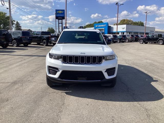 2025 Jeep Grand Cherokee GRAND CHEROKEE LAREDO X 4X4 2025 Jeep Grand Cherokee GRAND CHEROKEE LAREDO X 4X4