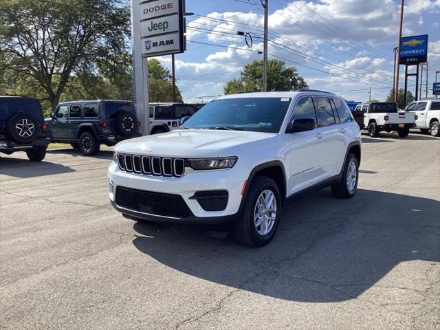 2025 Jeep Grand Cherokee GRAND CHEROKEE LAREDO X 4X4 2025 Jeep Grand Cherokee GRAND CHEROKEE LAREDO X 4X4