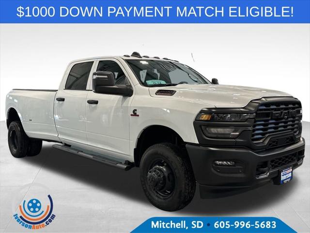 2026 RAM Ram 3500 RAM 3500 TRADESMAN CREW CAB 4X4 8 BOX