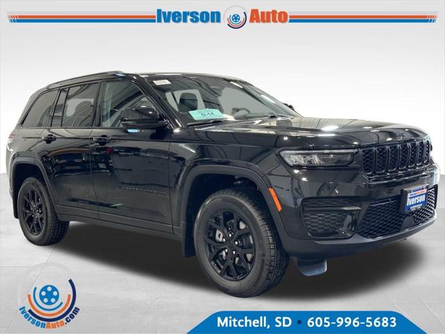 2025 Jeep Grand Cherokee GRAND CHEROKEE ALTITUDE 4X4 2025 Jeep Grand Cherokee GRAND CHEROKEE ALTITUDE 4X4