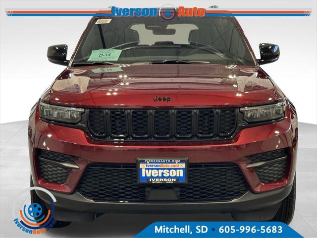 2025 Jeep Grand Cherokee GRAND CHEROKEE ALTITUDE 4X4 2025 Jeep Grand Cherokee GRAND CHEROKEE ALTITUDE 4X4