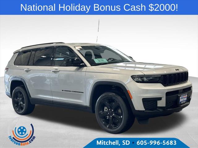 2025 Jeep Grand Cherokee GRAND CHEROKEE L ALTITUDE 4X4