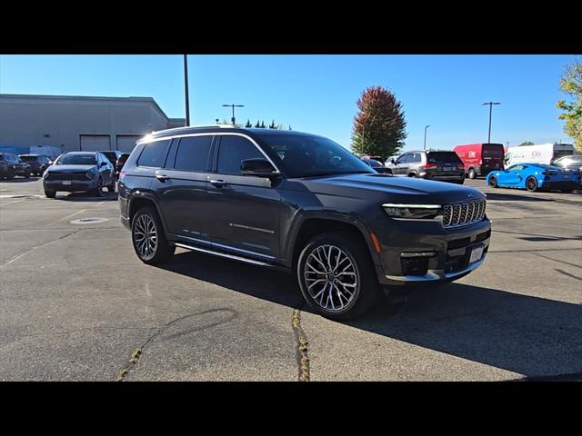 2022 Jeep Grand Cherokee L Summit Reserve 4x4 2022 Jeep Grand Cherokee L Summit Reserve 4x4