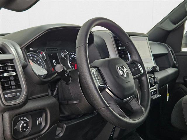 2025 RAM Ram 1500 RAM 1500 TRADESMAN QUAD CAB 4X2 64 BOX 2025 RAM Ram 1500 RAM 1500 TRADESMAN QUAD CAB 4X2 64 BOX