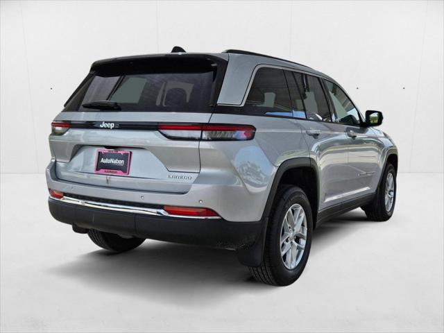 2025 Jeep Grand Cherokee GRAND CHEROKEE LAREDO X 4X2