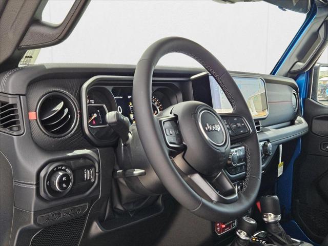 2025 Jeep Gladiator GLADIATOR RUBICON 4X4