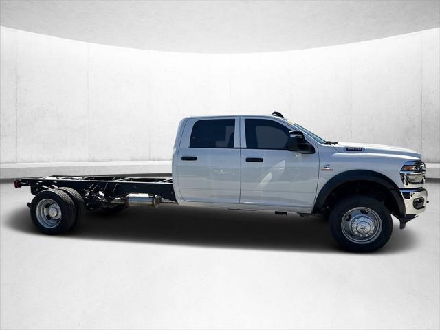 2026 RAM Ram 5500 Chassis Cab RAM 5500 TRADESMAN CHASSIS CREW CAB 4X4 84 CA