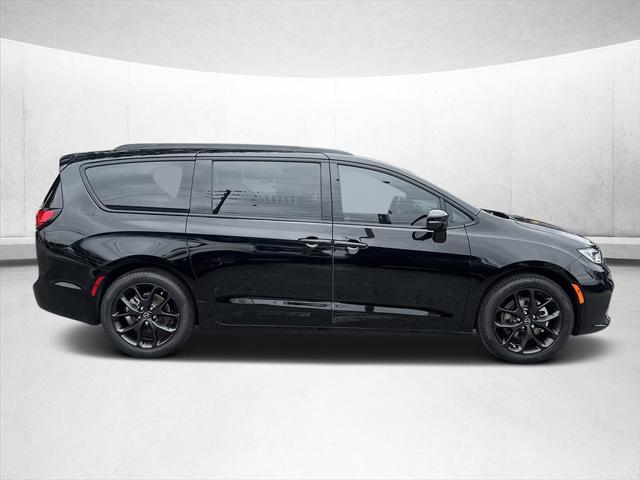 2026 Chrysler Pacifica PACIFICA LIMITED