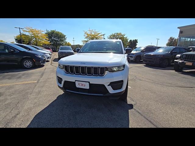 2025 Jeep Grand Cherokee GRAND CHEROKEE LAREDO 4X4 2025 Jeep Grand Cherokee GRAND CHEROKEE LAREDO 4X4