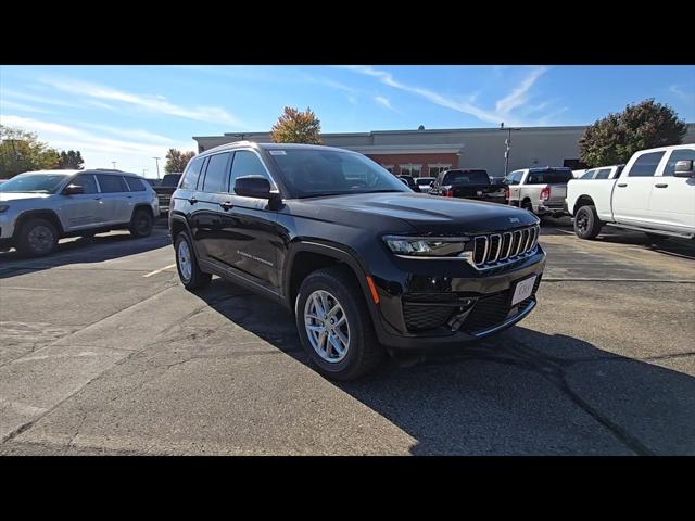 2025 Jeep Grand Cherokee GRAND CHEROKEE LAREDO X 4X4 2025 Jeep Grand Cherokee GRAND CHEROKEE LAREDO X 4X4